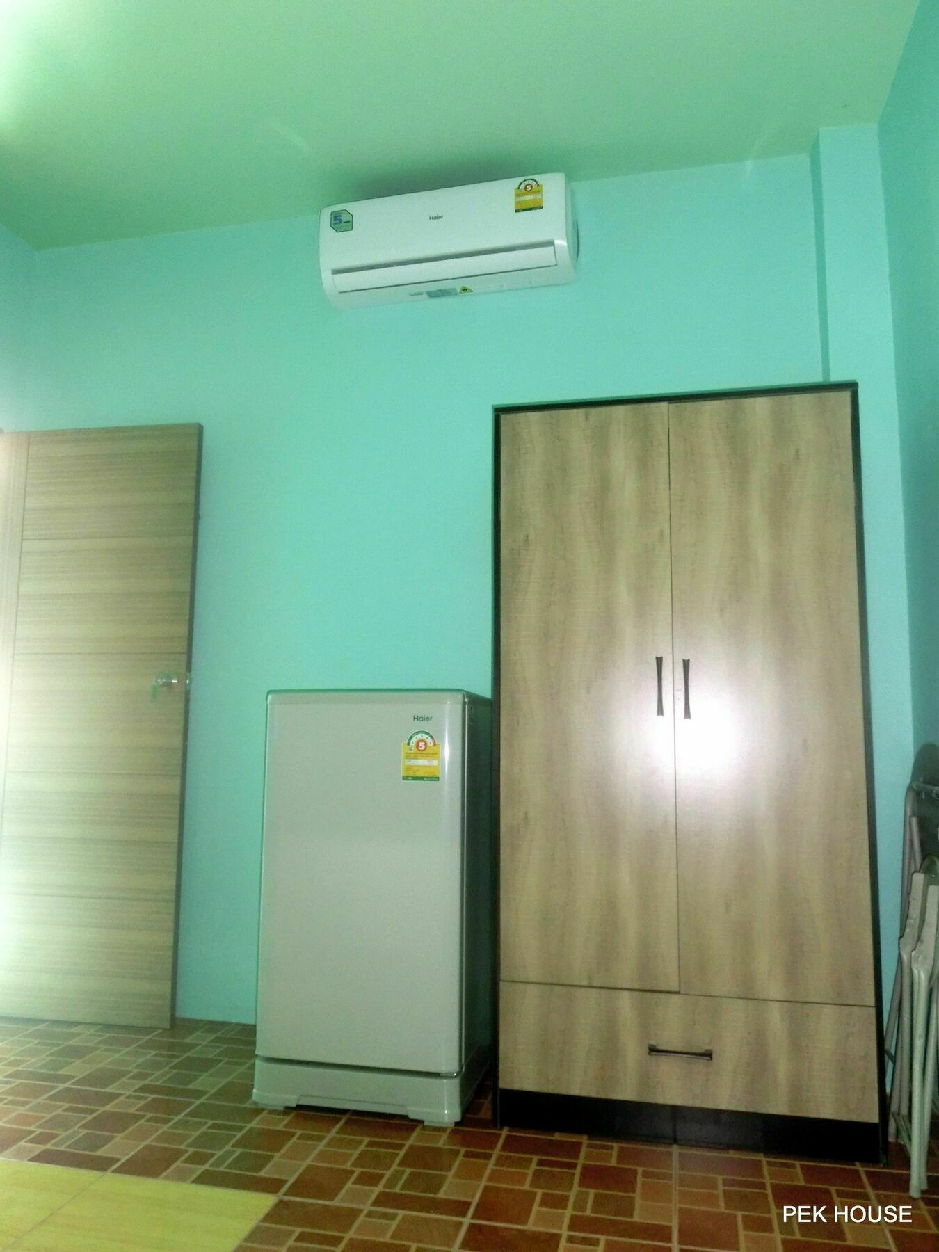Apartamento Pek House Phuket Exterior foto